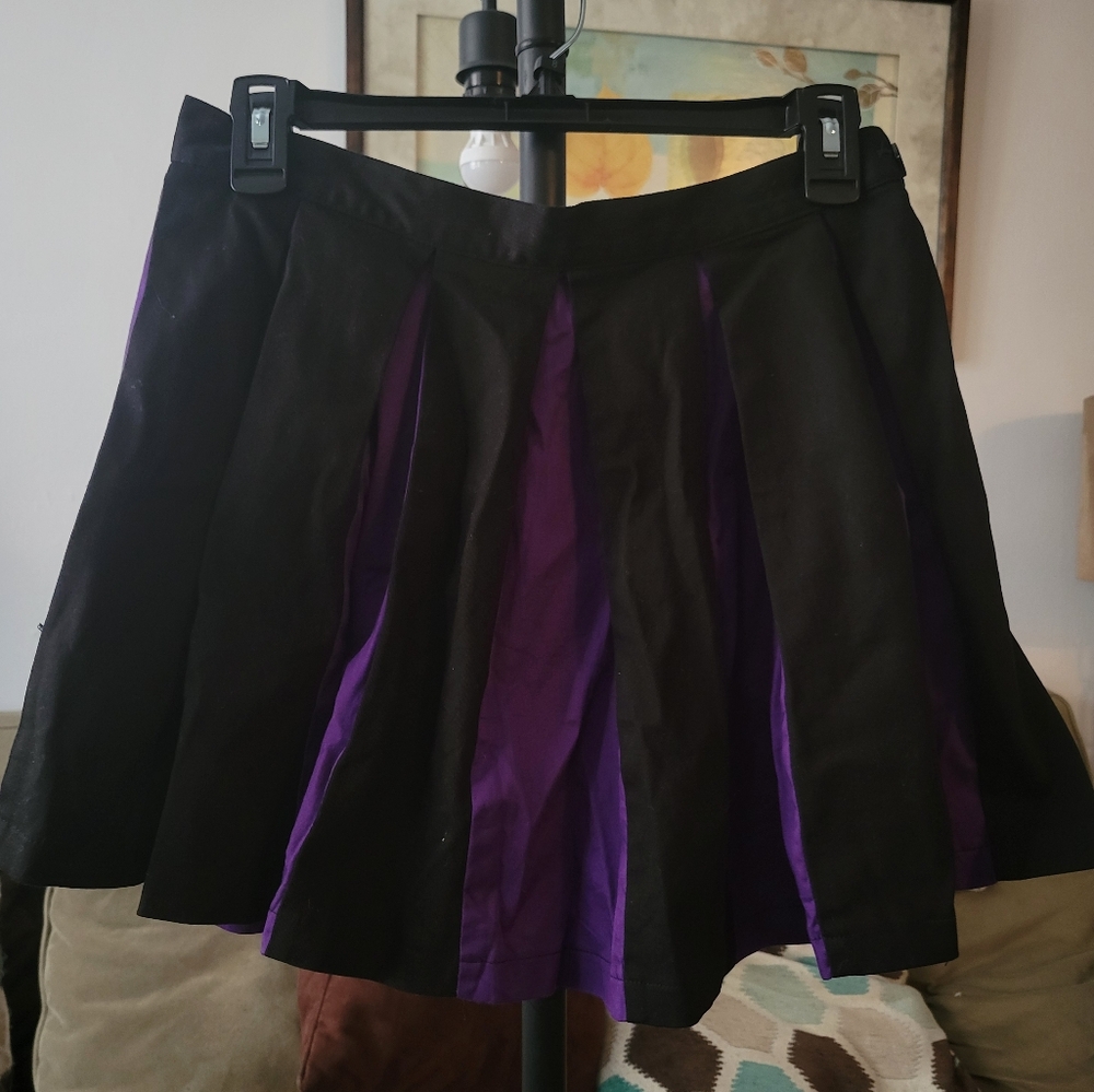 The Grave Girls L Black and Purple State of Ruin Pleated Mini Skirt